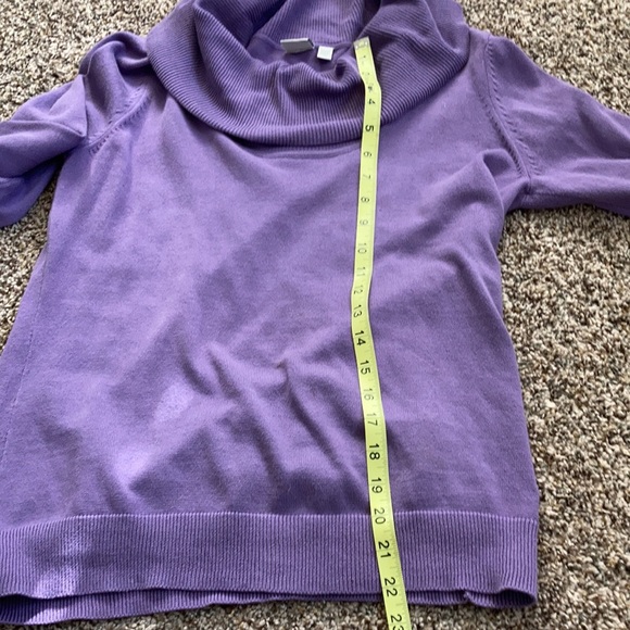 Beautiful lavender cowl neck sweater - Picture 4 of 6